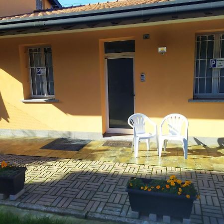 La Quiete Hotell Senna Comasco Exteriör bild