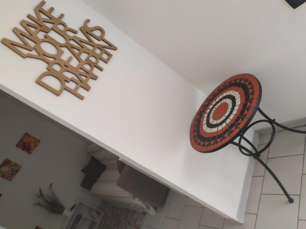 La Quiete Hotell Senna Comasco Exteriör bild