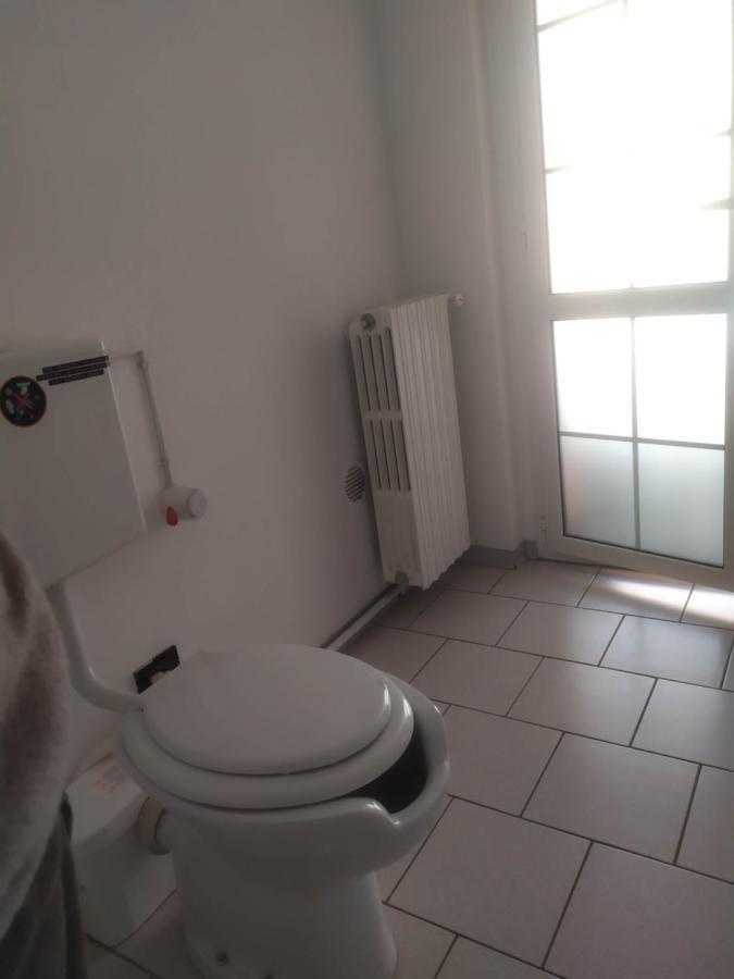 La Quiete Hotell Senna Comasco Exteriör bild