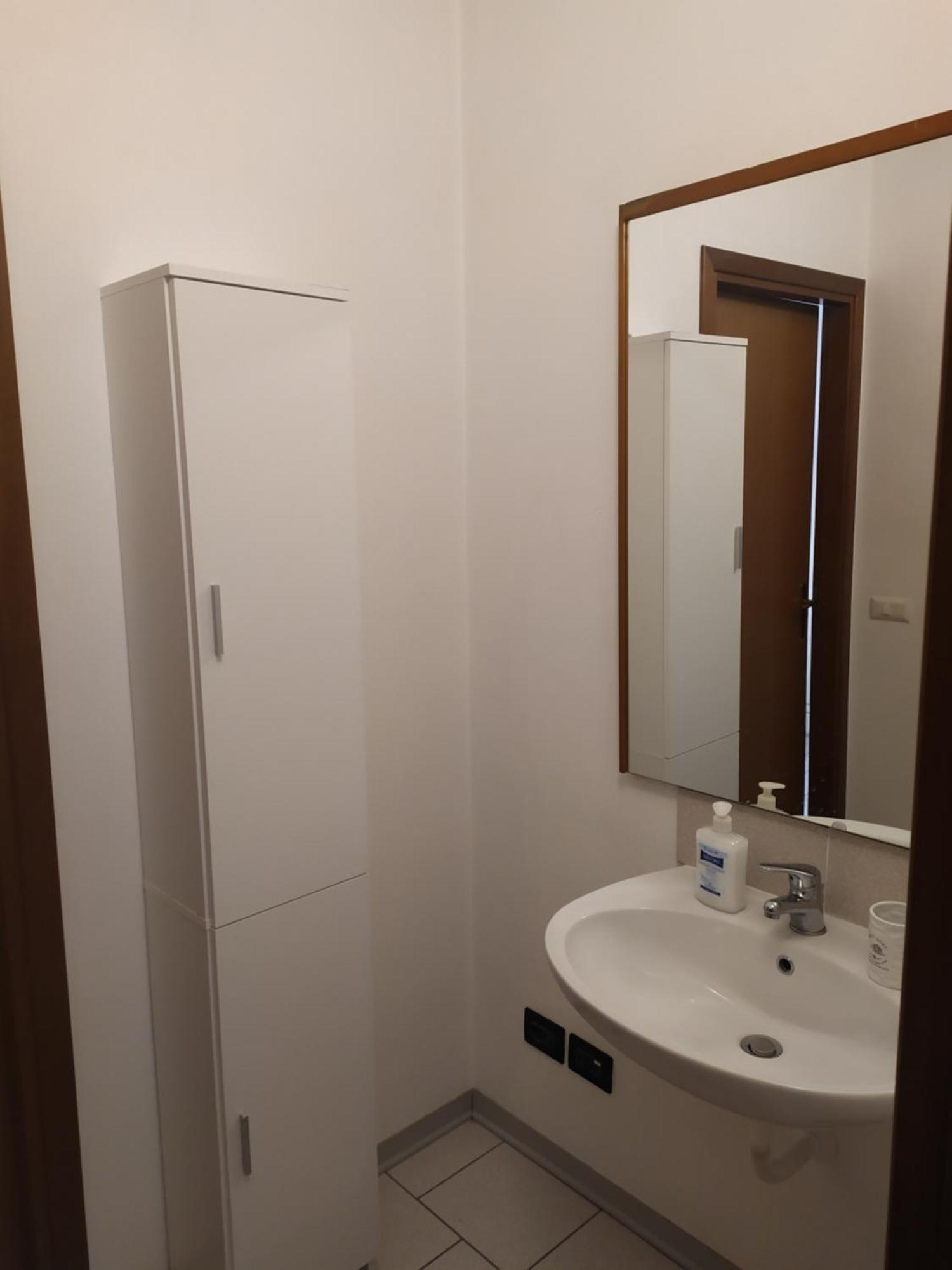 La Quiete Hotell Senna Comasco Rum bild